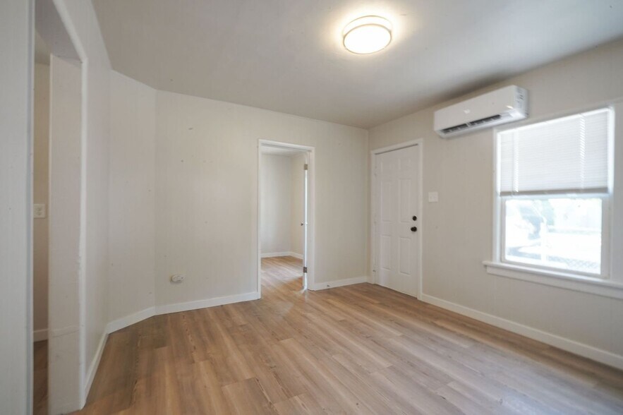 Building Photo - 8927 W 2800 S