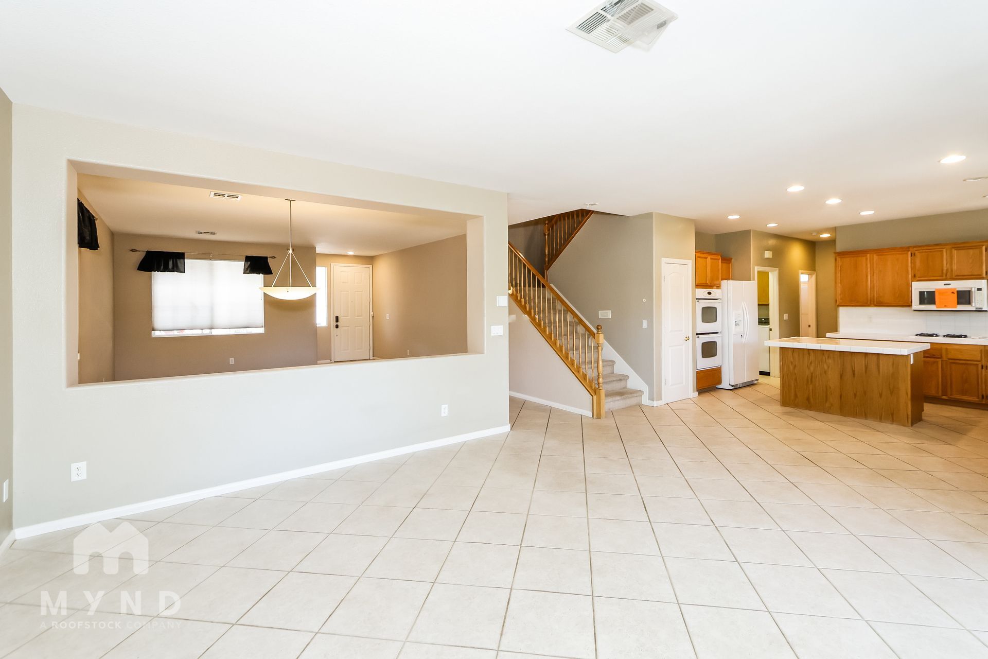 Building Photo - 2728 La Porte Ct