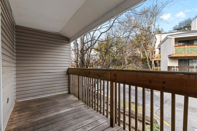 Building Photo - 26 Hillside Terrace