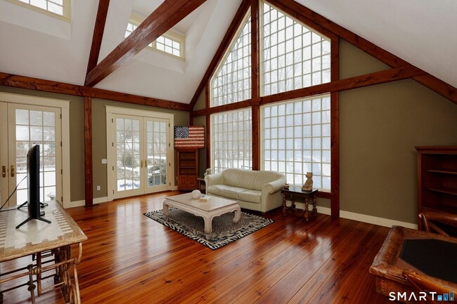 Building Photo - 369 Ethan Allen Hwy