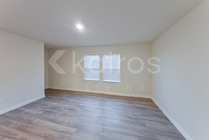 Building Photo - 306 Ironwood Ct