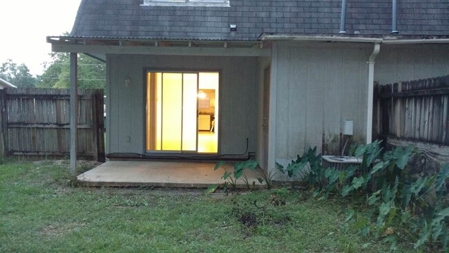 Building Photo - 2438 Atlas Rd