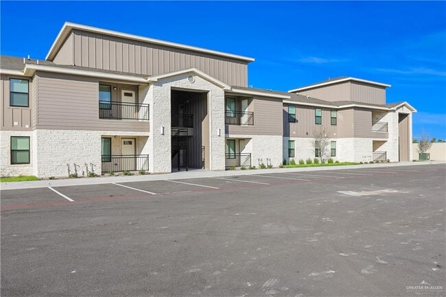 Building Photo - 16 N 23rd St