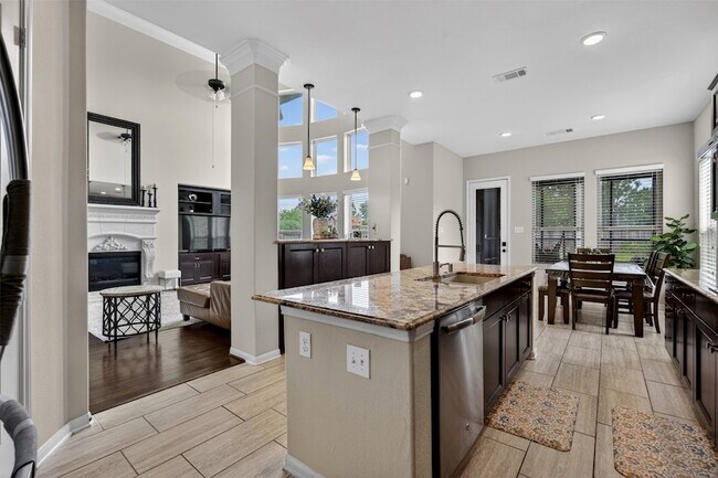 Building Photo - 25238 Birchwood Springs Ave