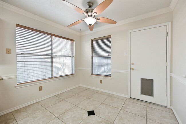 Building Photo - 2507 Foxden Dr