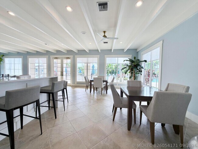 Building Photo - 3606 S Ocean Blvd