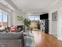 Building Photo - 3101 N Hampton Dr