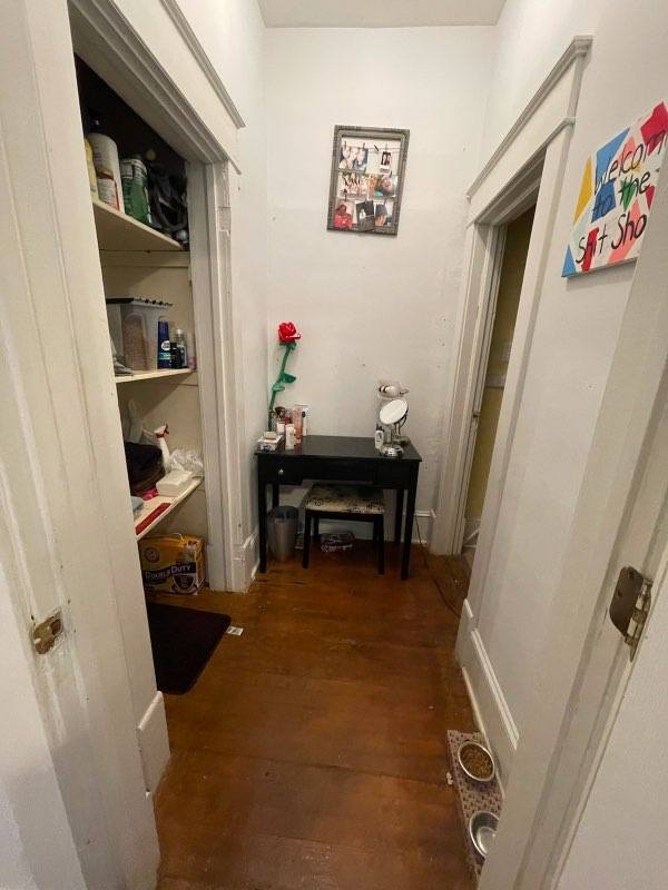 Building Photo - 207 S Summit St