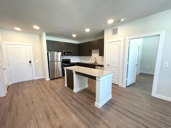 Building Photo - 5901 Co Rd 277