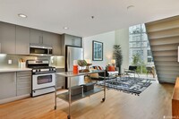 Building Photo - 200 Brannan St