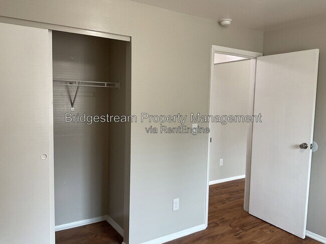 Building Photo - 4953 Leeper St