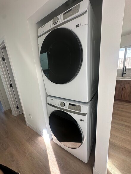 Building Photo - 3779 Logan Ave