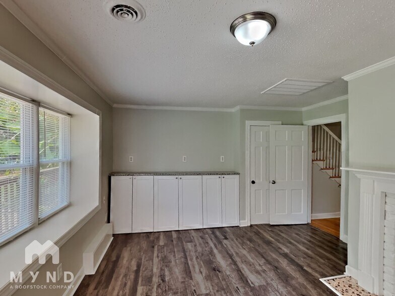 Building Photo - 128 Brierwood Rd