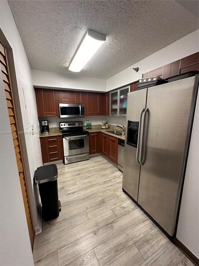 Building Photo - 3300 NE 191st St