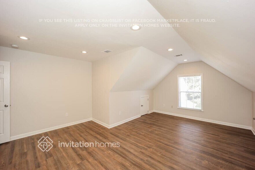 Building Photo - 1173 Rhyne Chase
