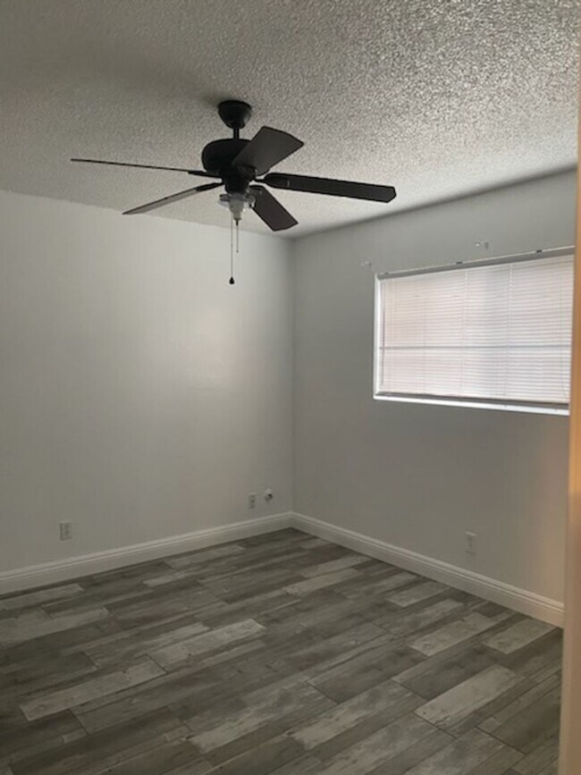 Building Photo - Beautiful Corner House with Shop