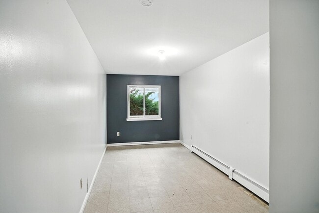 Building Photo - 3 Gumwood Dr