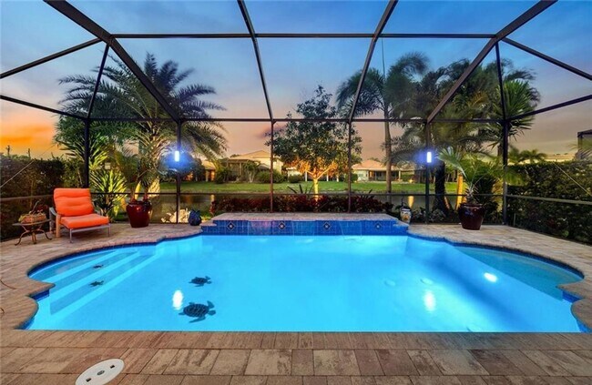 Building Photo - ***STUNNING FURNISHED/ UNFURNISHED ANNUAL*...