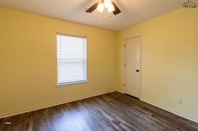 Building Photo - 2224 Sandcastle Rd