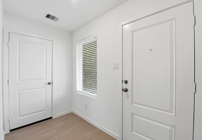 Building Photo - 15219 Abella Dr