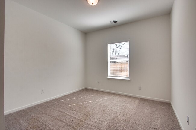 Building Photo - 1872 Holdens Hollow