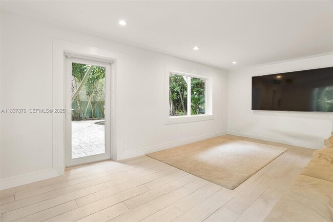 Building Photo - 4286 Douglas Rd