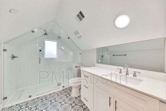Building Photo - 6716 Mira Loma Ln