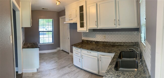 Building Photo - 7547 Laura Koppe Rd