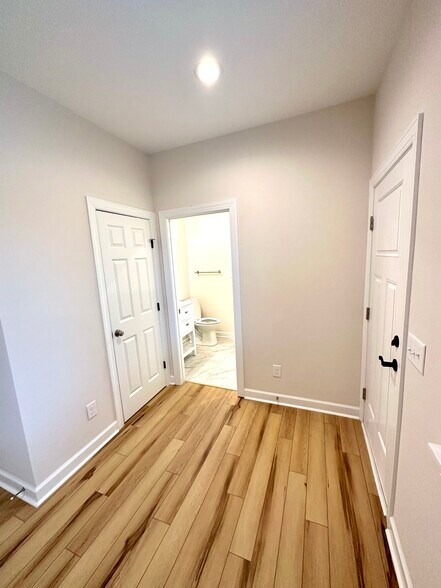 Bedroom 2 - 4119 Peachtree Ave