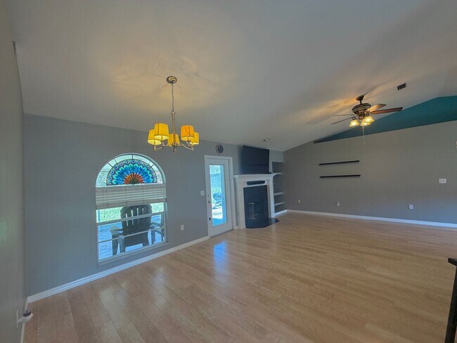 Building Photo - 3946 NW 59th Ave