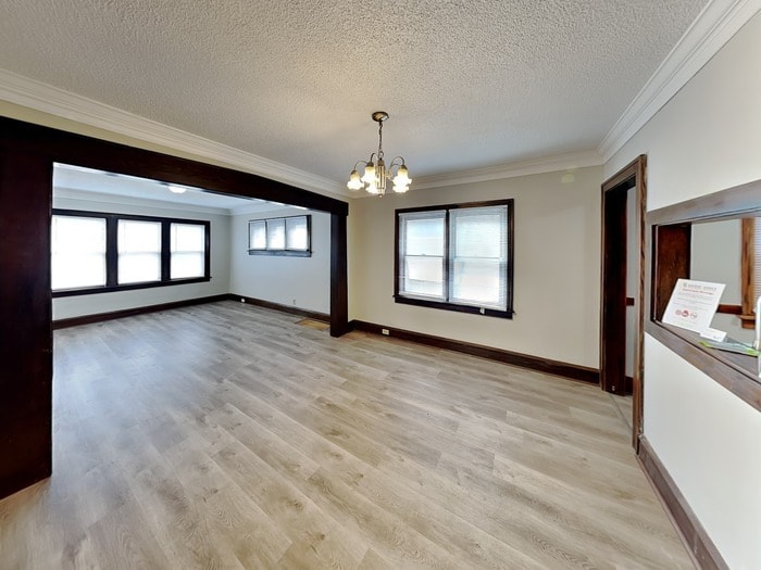 Building Photo - 3223 N Aldrich Ave