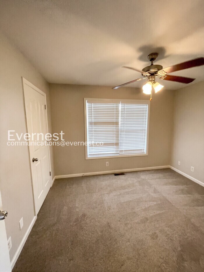 Building Photo - 3800 N Cindy Jo Dr