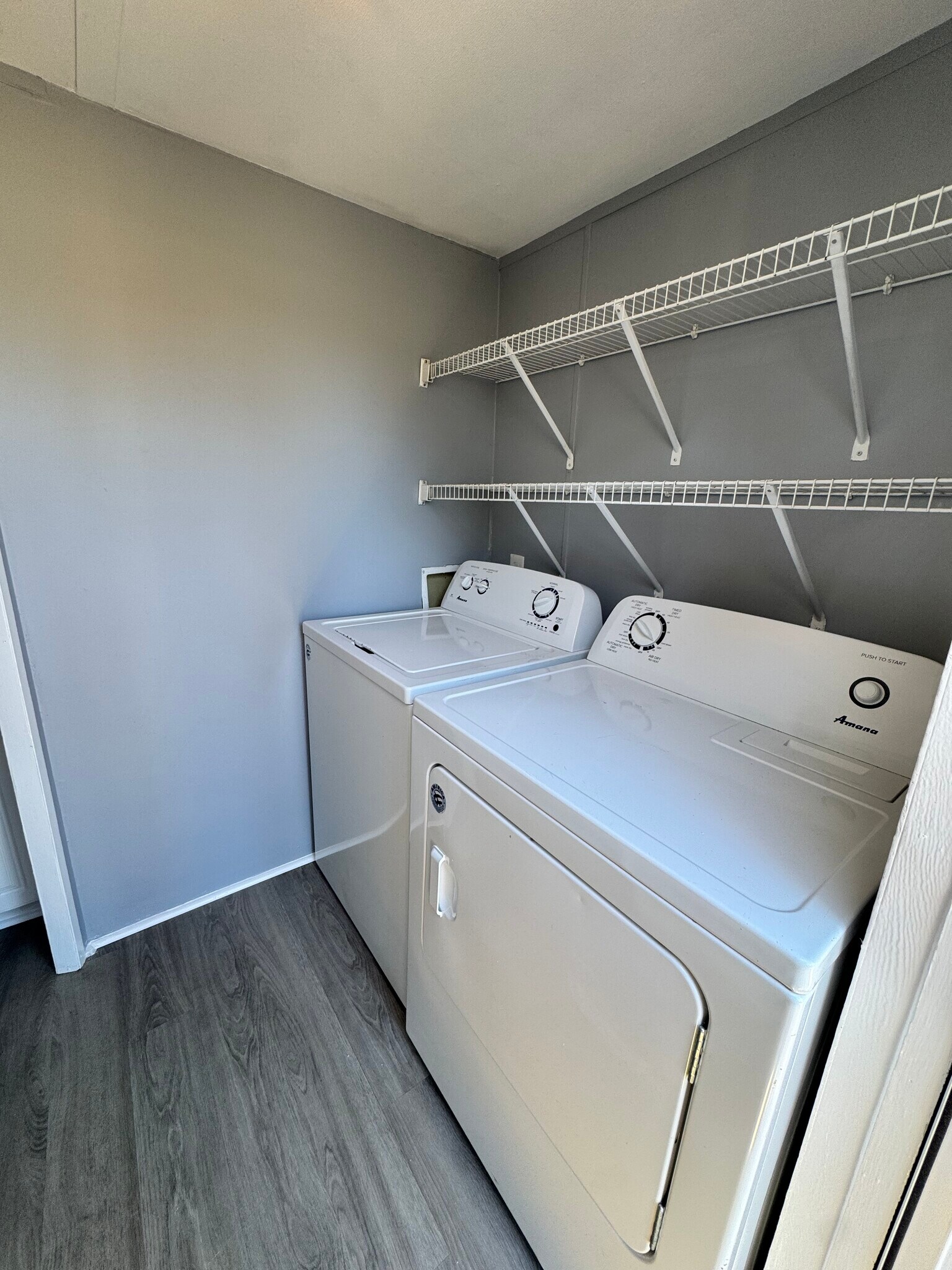 Building Photo - 3739 Whispering Pines Dr