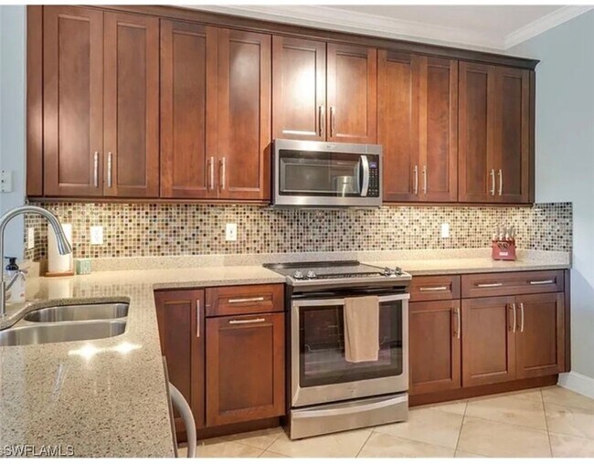 Building Photo - 4650 Yacht Harbor Dr