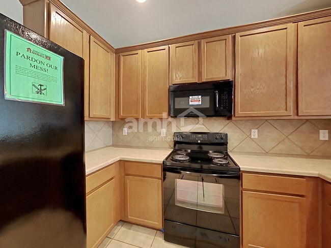 Building Photo - 26814 Sparrow Rdg