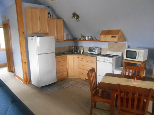 2nd Kitchen - 53 Paradise Rd