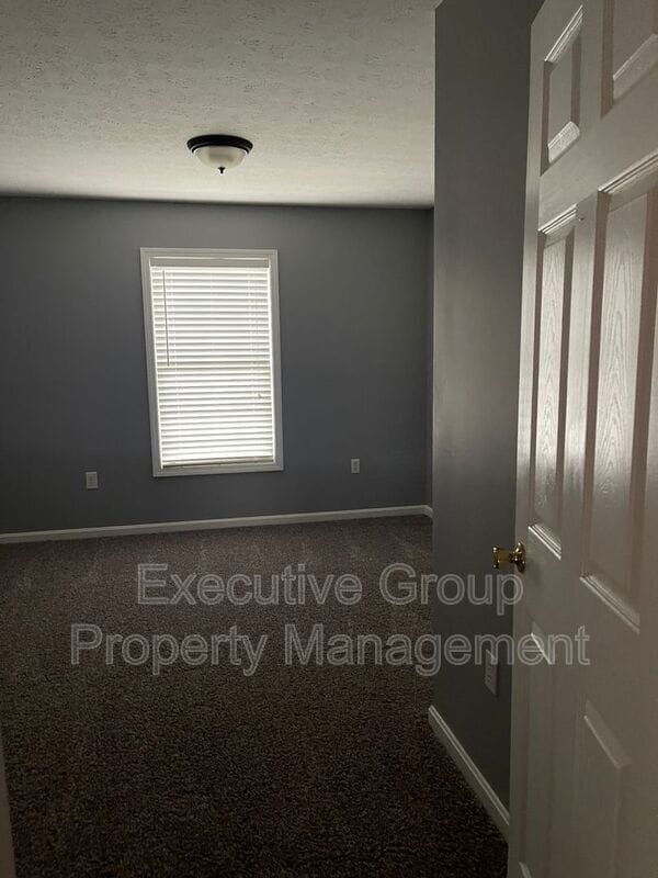 Building Photo - 2145 Crossfield Dr