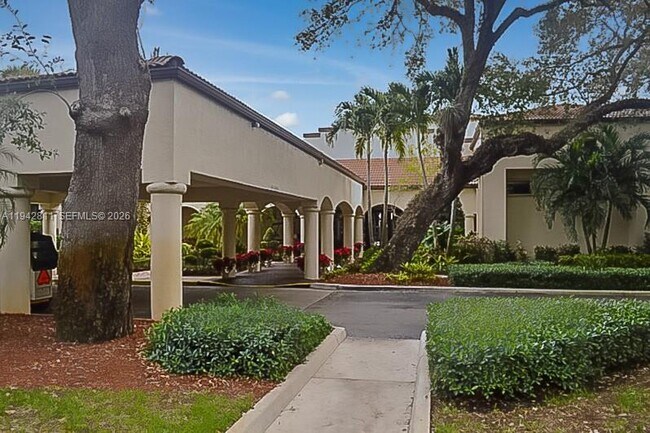 Building Photo - 9340 Lagoon Pl