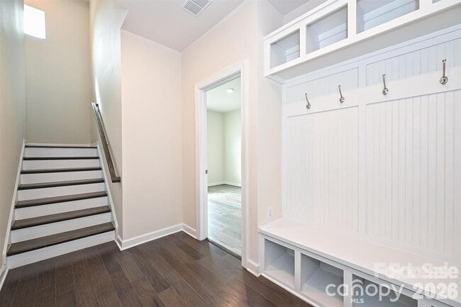 Building Photo - 2410 Arbor Loop Dr