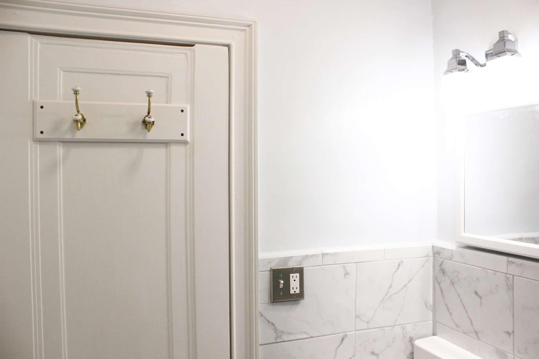 bathroom - 2948 Albemarle St NW