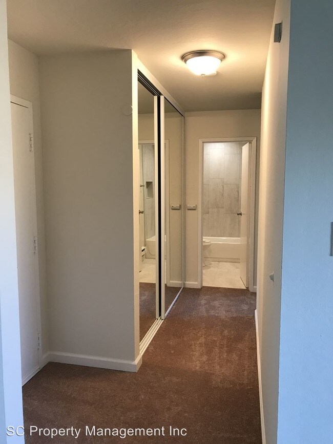 Interior Photo - 35 Kent Ct