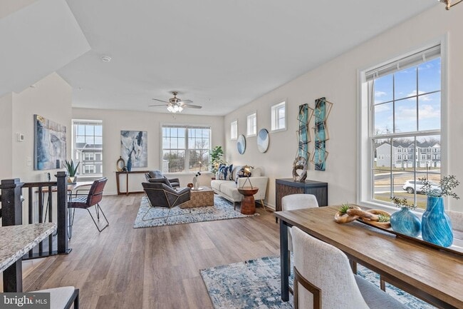 Building Photo - 2026 Ter Vw Ln