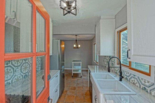 Building Photo - ENJOY INDOOR/OUTDOOR CALIFORNIA LIVING IN THIS CHARMING & STYLISH, 3BR1.5BA GOLDEN HILLS HOME W/ ...