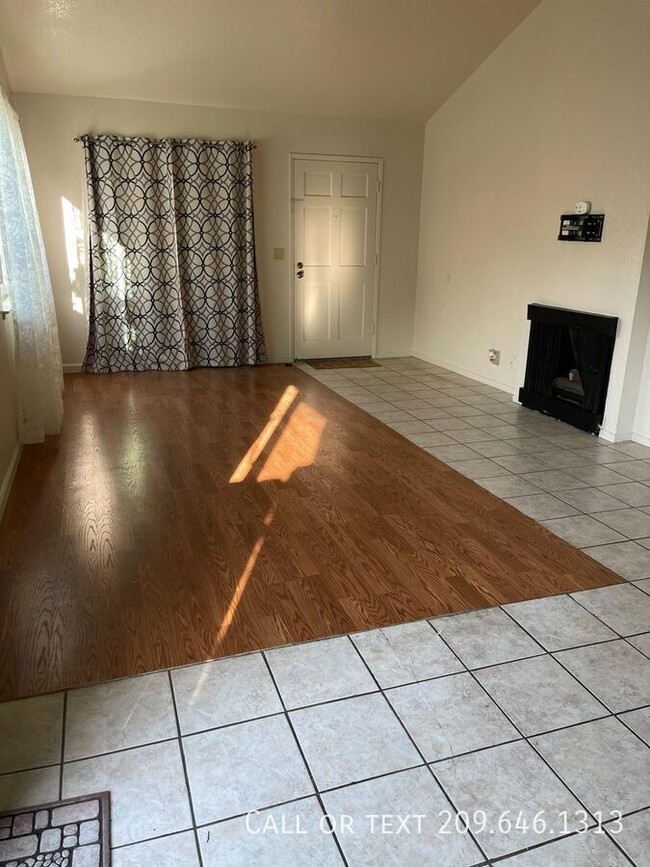 Building Photo - 2928 Whittier Ct