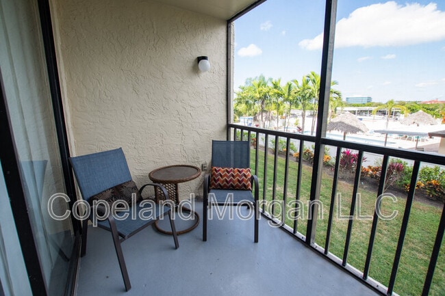 Building Photo - 1000 Cove Cay Dr