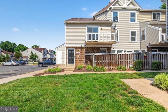 Building Photo - 4324 Pembrook Village Dr