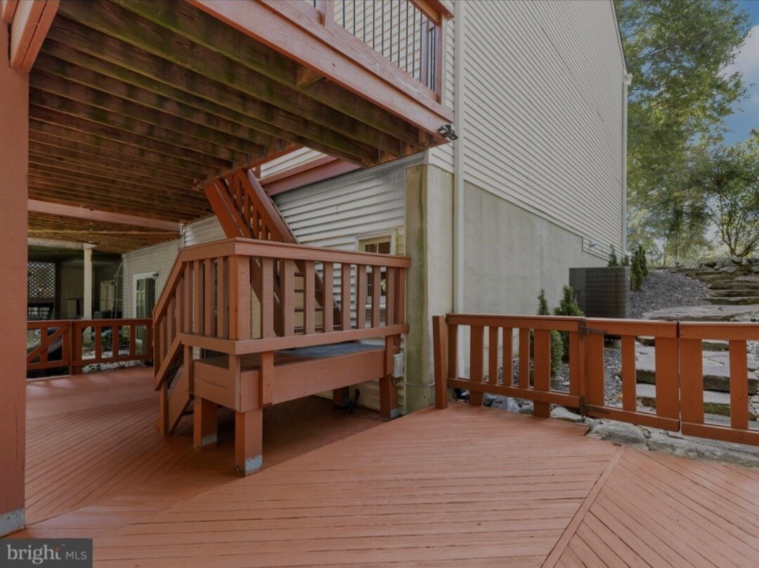 Building Photo - 711 Marianne Ln