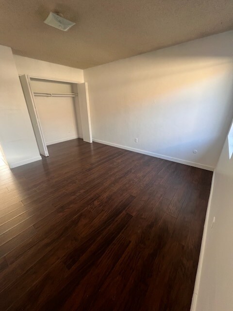 Building Photo - 2616 N Half Moon Dr