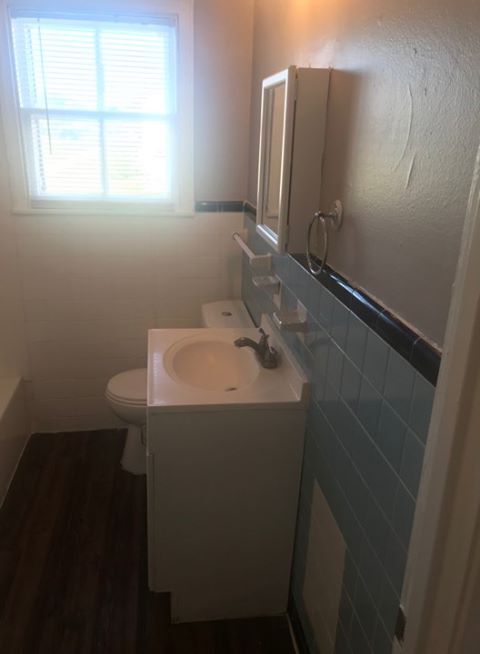 Building Photo - 100 Buccaneer Dr
