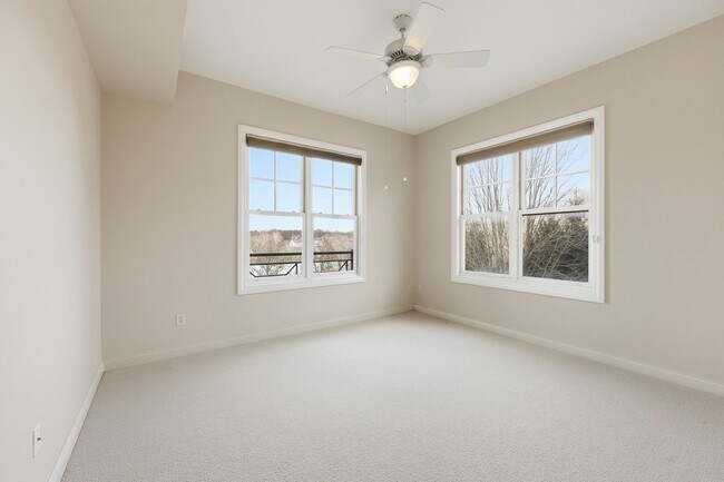 Building Photo - 5745 Newbank Cir